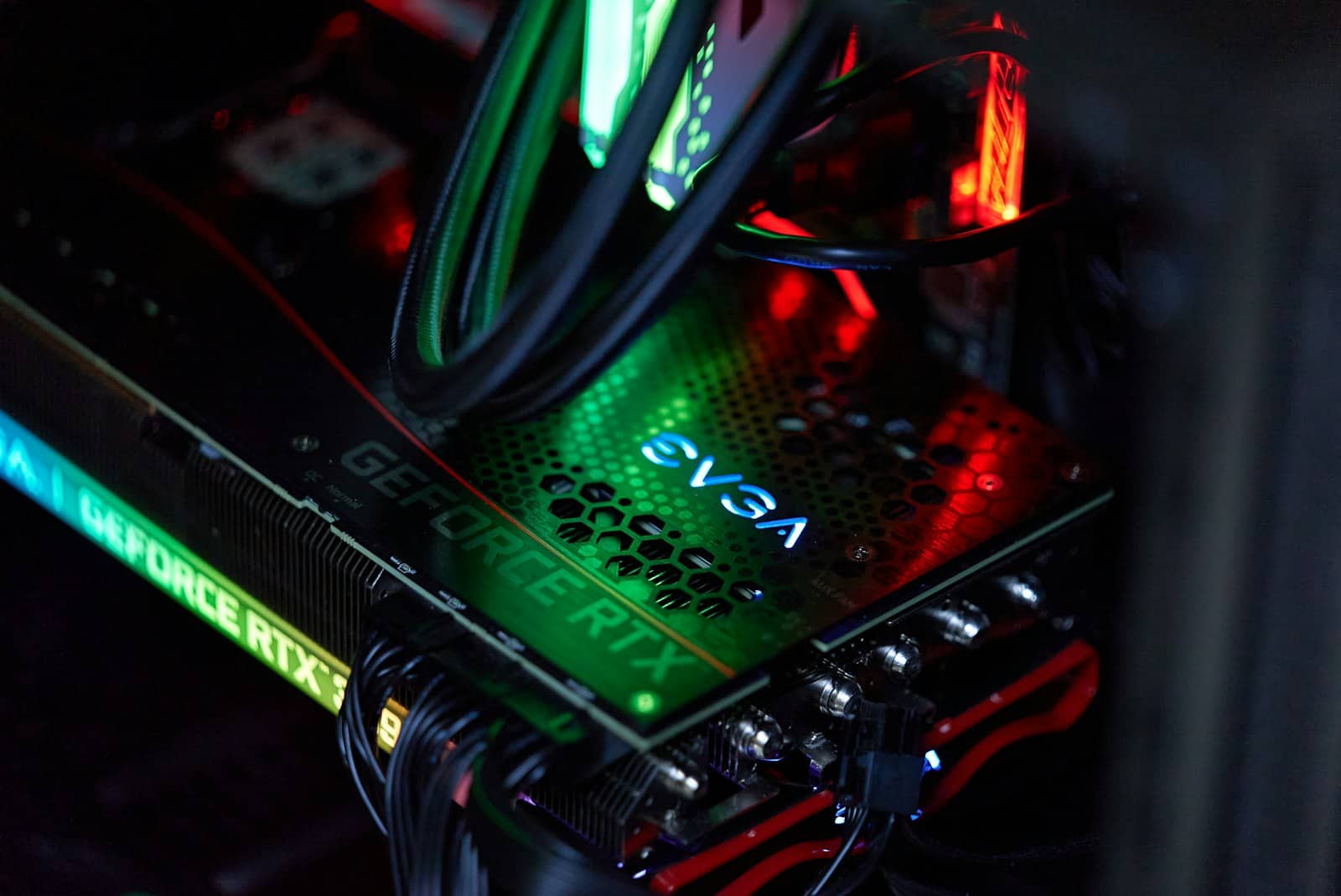 Memory modules and computer hardware